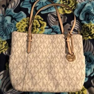 Only selling because I don’t carry it much.